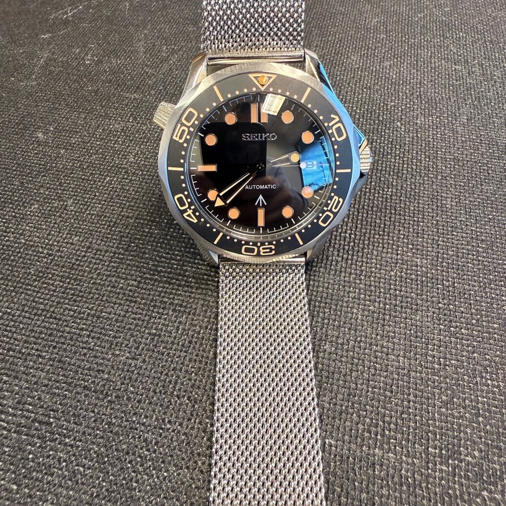 Seiko Automatic 41 mm stainless steel like JB007